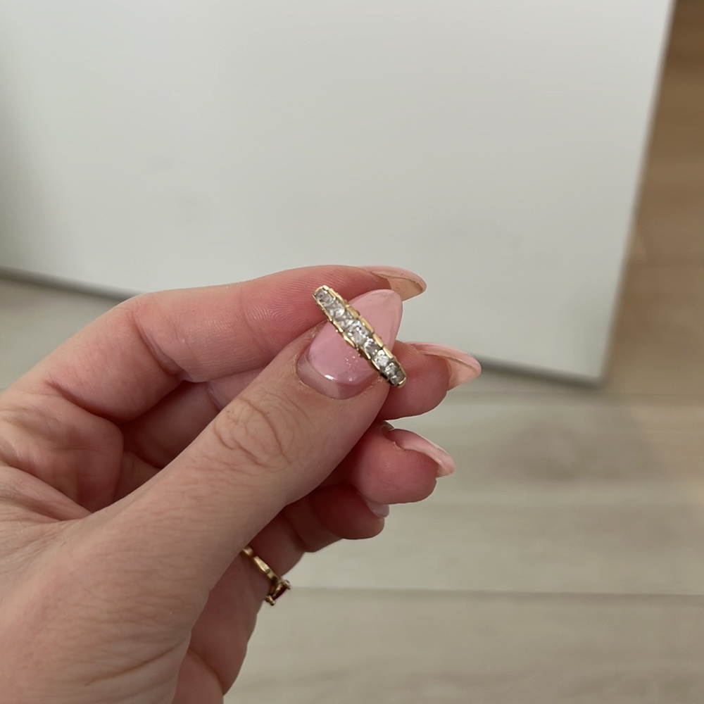 Lisa Gozlan 10k Gold Ring
